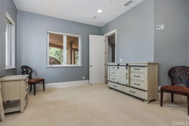 28521 Gladstone Court, Escondido, CA 92026