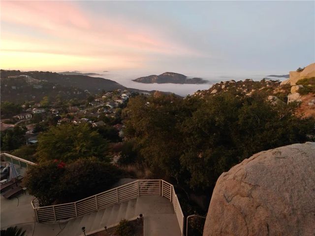 28521 Gladstone Court, Escondido, CA 92026