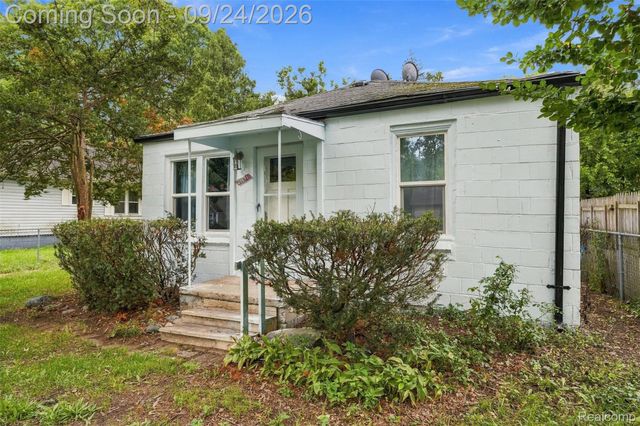 21631 Jacksonville Street, Farmington Hills, MI 48336