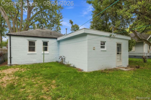 21631 Jacksonville Street, Farmington Hills, MI 48336