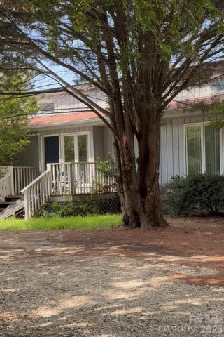350 Vick Russell Lane, Columbus, NC 28722