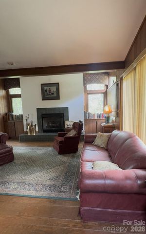 350 Vick Russell Lane, Columbus, NC 28722