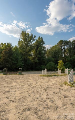 350 Vick Russell Lane, Columbus, NC 28722