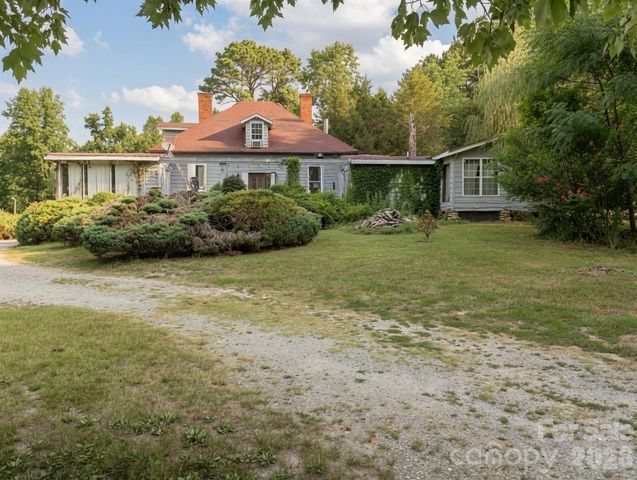 350 Vick Russell Lane, Columbus, NC 28722