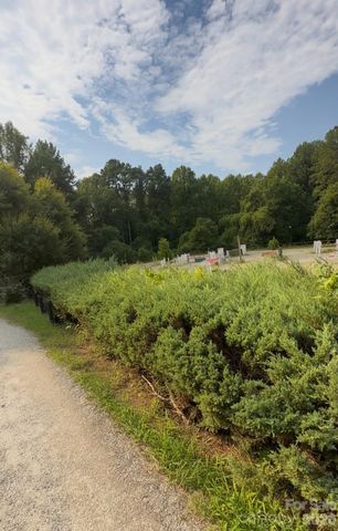 350 Vick Russell Lane, Columbus, NC 28722
