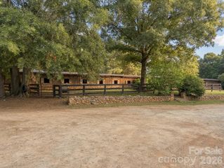 350 Vick Russell Lane, Columbus, NC 28722