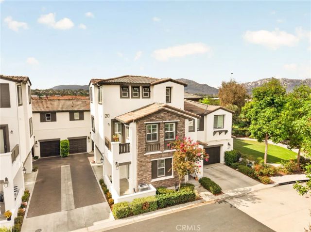 31865 Calle Luz, Temecula, CA 92592
