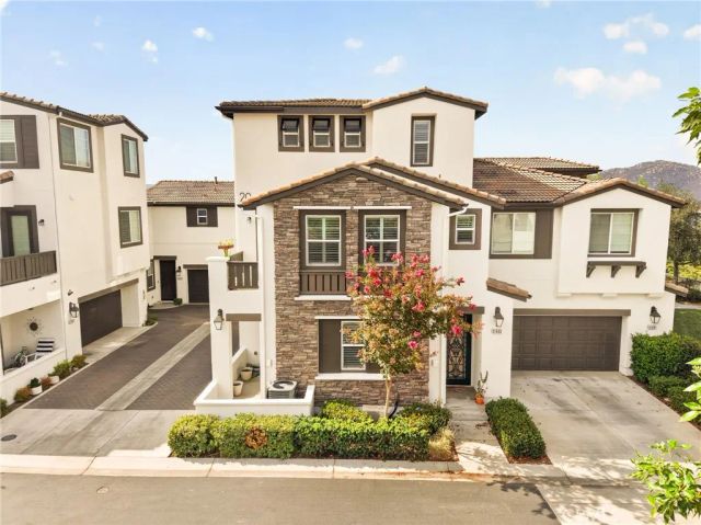 31865 Calle Luz, Temecula, CA 92592