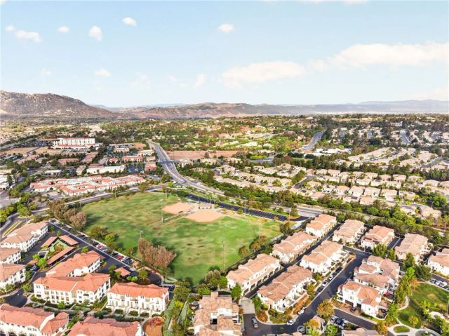 31865 Calle Luz, Temecula, CA 92592