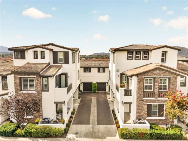 31865 Calle Luz, Temecula, CA 92592