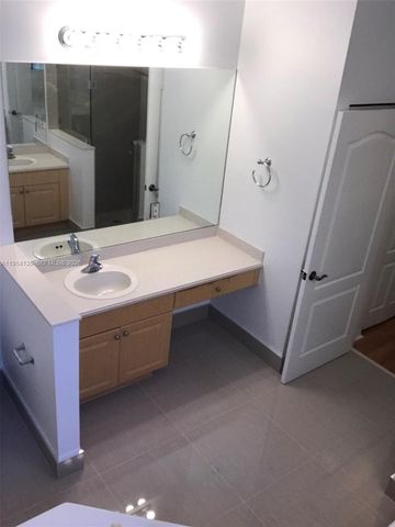 19351 SW 61st St 19351, Pembroke Pines, FL 33332