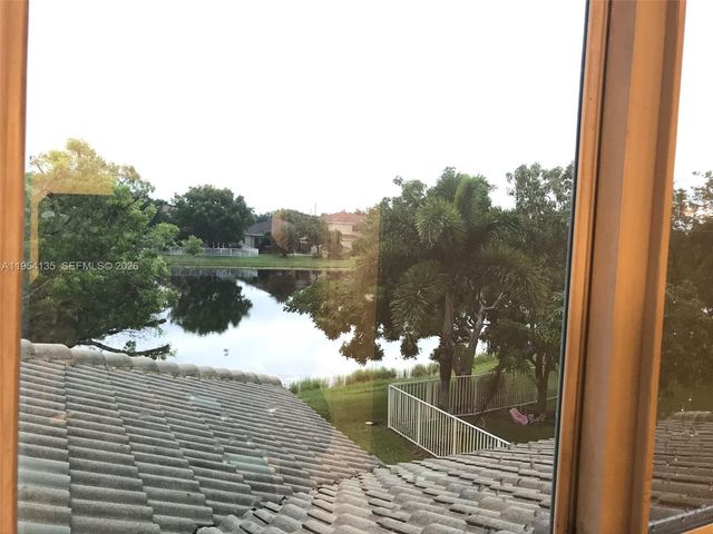 19351 SW 61st St 19351, Pembroke Pines, FL 33332