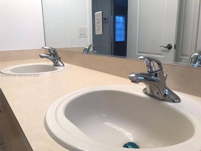 19351 SW 61st St 19351, Pembroke Pines, FL 33332