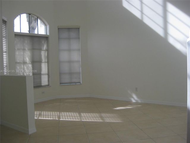 19351 SW 61st St 19351, Pembroke Pines, FL 33332