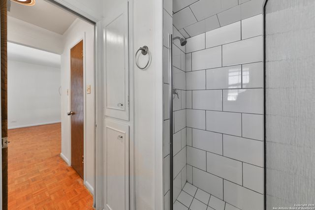 6223 Wigwam Dr, San Antonio, TX 78238