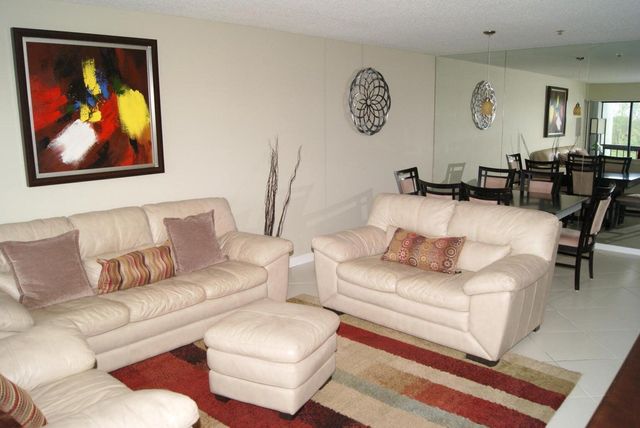 3000 Presidential Way 503, West Palm Beach, FL 33401
