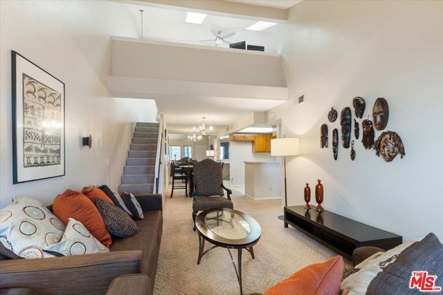 883 W 34th Street M, Long Beach, CA 90806
