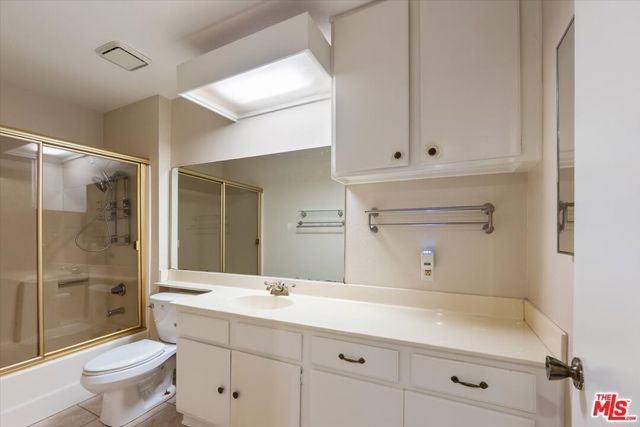 883 W 34th Street M, Long Beach, CA 90806