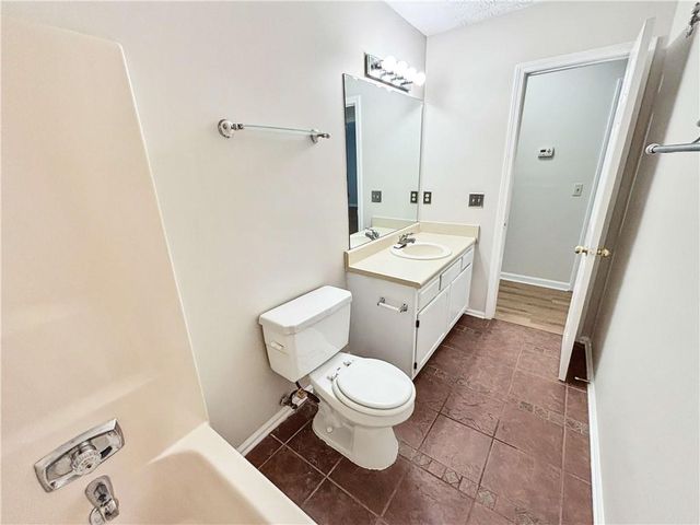 1819 Crescent Hill Drive, Acworth, GA 30102