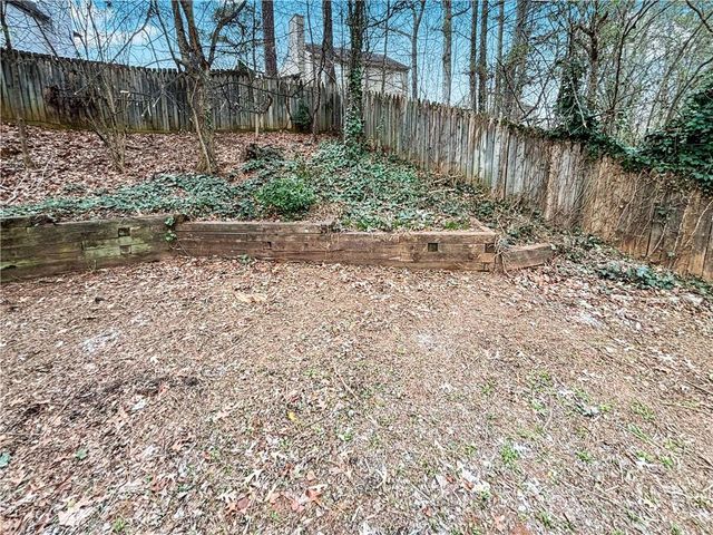 1819 Crescent Hill Drive, Acworth, GA 30102