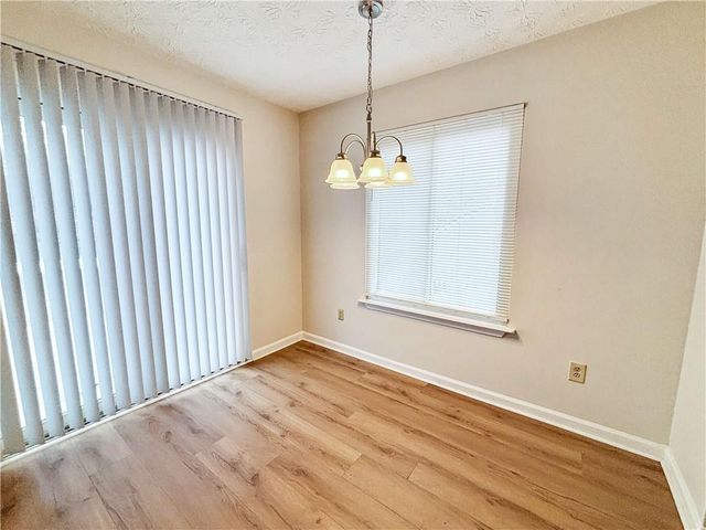 1819 Crescent Hill Drive, Acworth, GA 30102