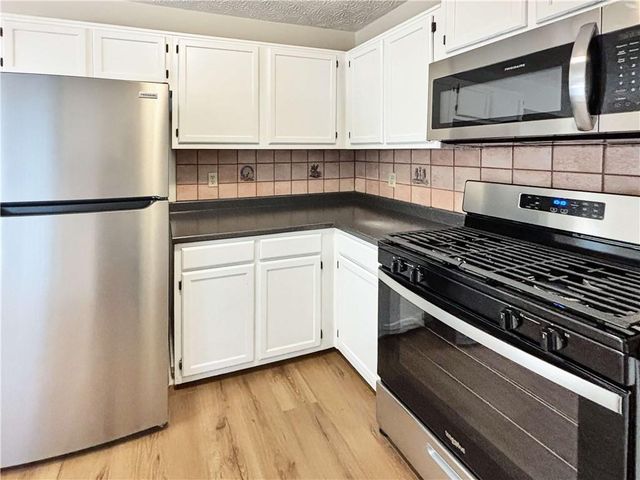 1819 Crescent Hill Drive, Acworth, GA 30102