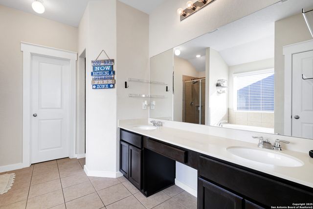 10614 Rosalina Loop, Converse, TX 78109