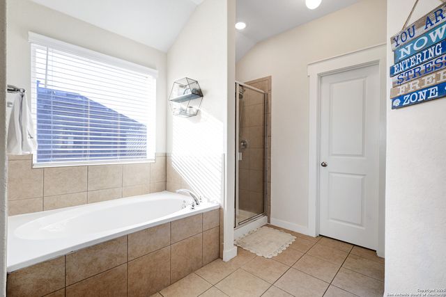 10614 Rosalina Loop, Converse, TX 78109