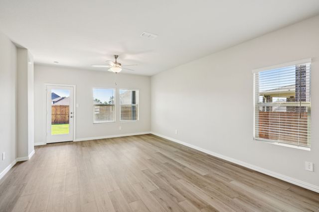 1211 Bridgewalk Drive, Princeton, TX 75071