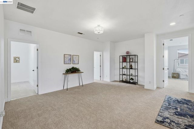 574 Mandevilla Dr, Brentwood, CA 94513