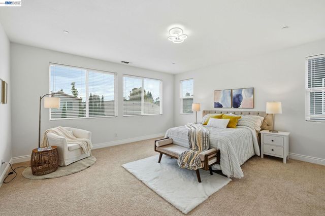 574 Mandevilla Dr, Brentwood, CA 94513