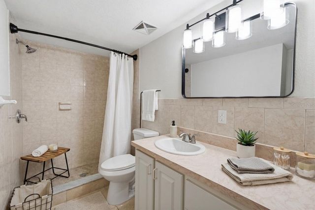 6314 NEWTOWN CIRCLE 14A2, Tampa, FL 33615