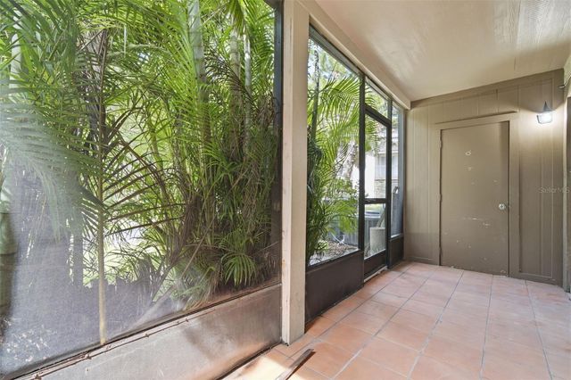 6314 NEWTOWN CIRCLE 14A2, Tampa, FL 33615