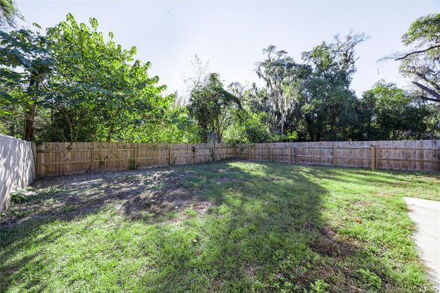 1111 SE 2ND AVENUE, Gainesville, FL 32641