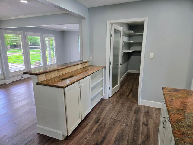 5010 Mayfair Street, Bellaire, TX 77401