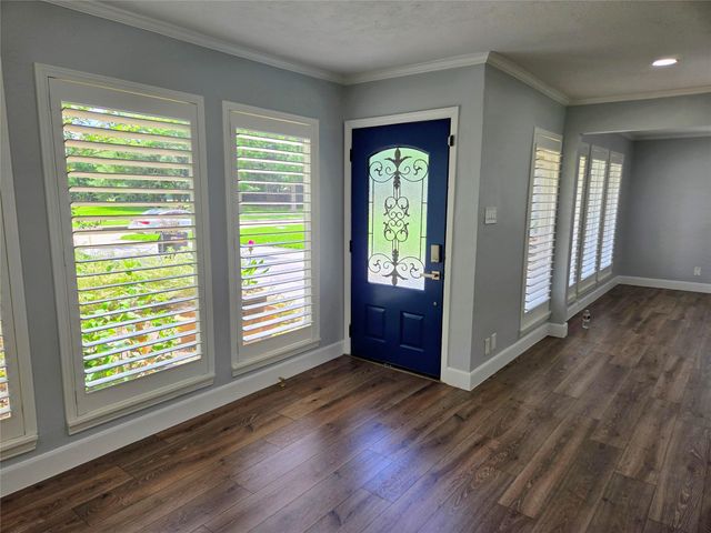 5010 Mayfair Street, Bellaire, TX 77401