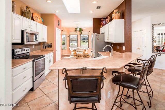 16048 W EAGLE RIDGE Drive, Surprise, AZ 85374