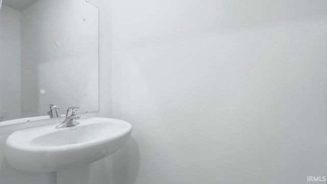 1321 Greencastle Drive, Warsaw, IN 46582