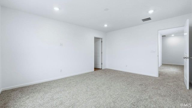 1321 Greencastle Drive, Warsaw, IN 46582