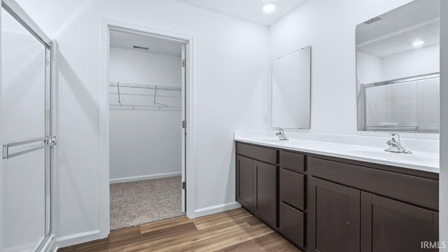 1321 Greencastle Drive, Warsaw, IN 46582