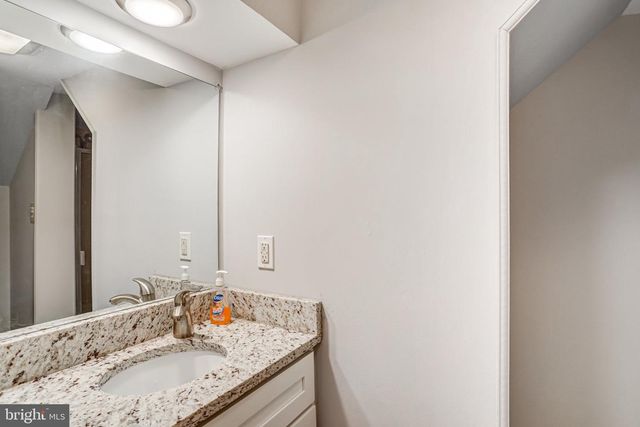 5472 TRUXION CT, Burke, VA 22015