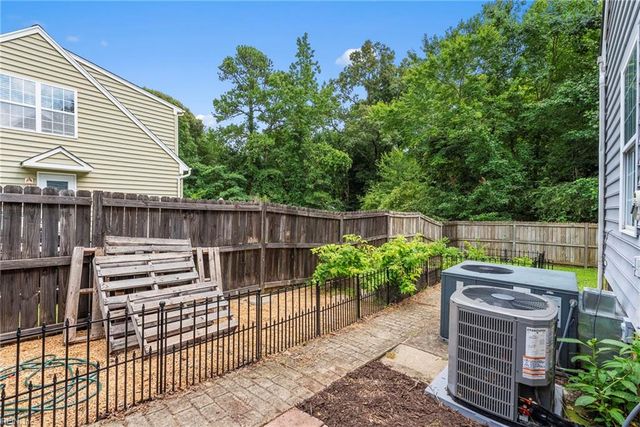 5515 Rolling Woods DR, Williamsburg, VA 23185