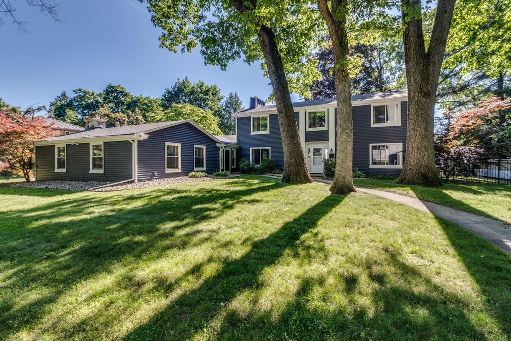 300 Orchard Avenue, Battle Creek City, MI 49017