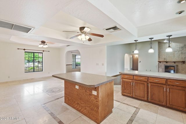 1023 E DERBY Drive, Tempe, AZ 85284