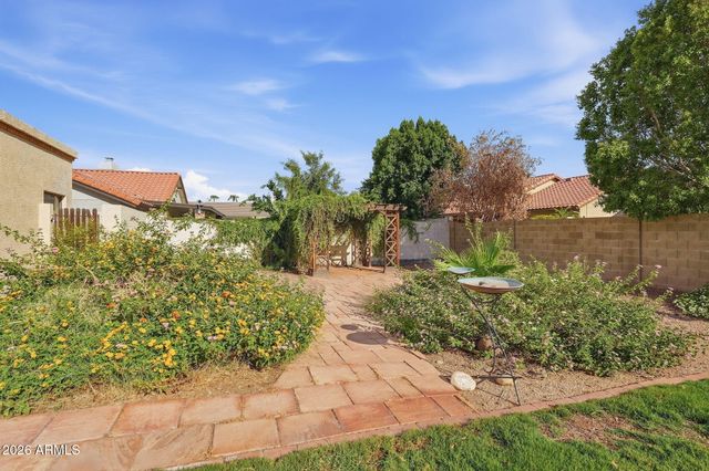 1023 E DERBY Drive, Tempe, AZ 85284