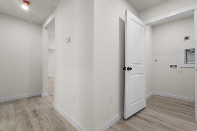 106 Mount Shasta Street, Dallas, TX 75211