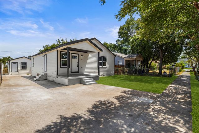 106 Mount Shasta Street, Dallas, TX 75211