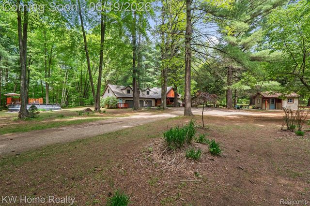 4474 Five Lakes Road, North Branch Township, MI 48461