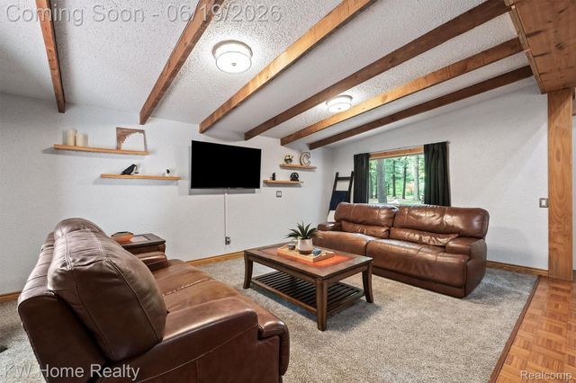4474 Five Lakes Road, North Branch Township, MI 48461