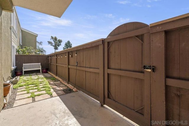 5252 Balboa Arms 120, San Diego, CA 92117